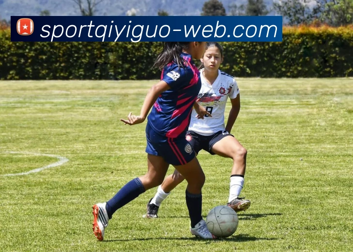 英超官方调查卡拉菲奥里在最佳左后卫中名次如何引发热议